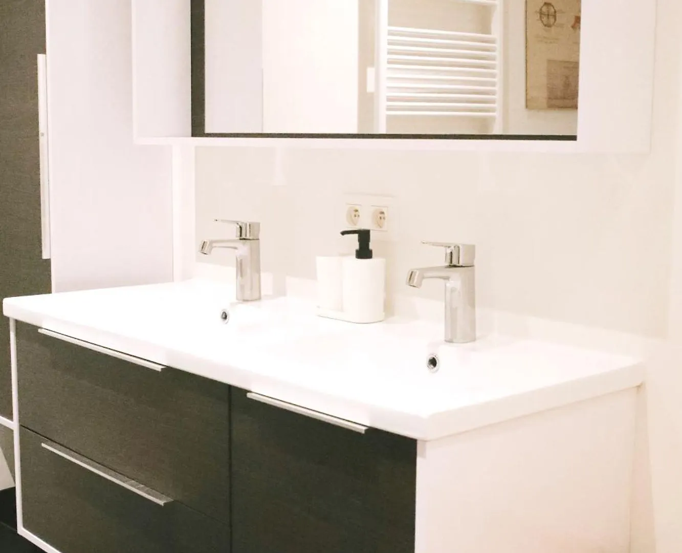 Daire Luxury 2 Bedroom - Antwerp City Centre Belçika